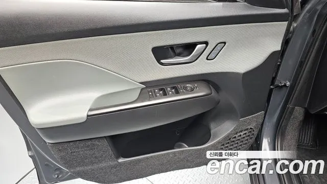 Hyundai Kona Kona (SX2) Бензин 1.6 турбо 2WD — Фото автомобиля 24