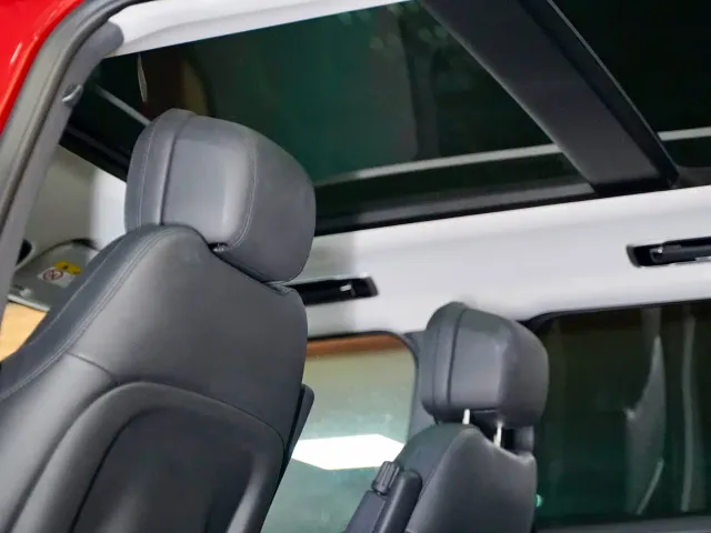 Land Rover Range Rover Sport — Фото автомобиля 15