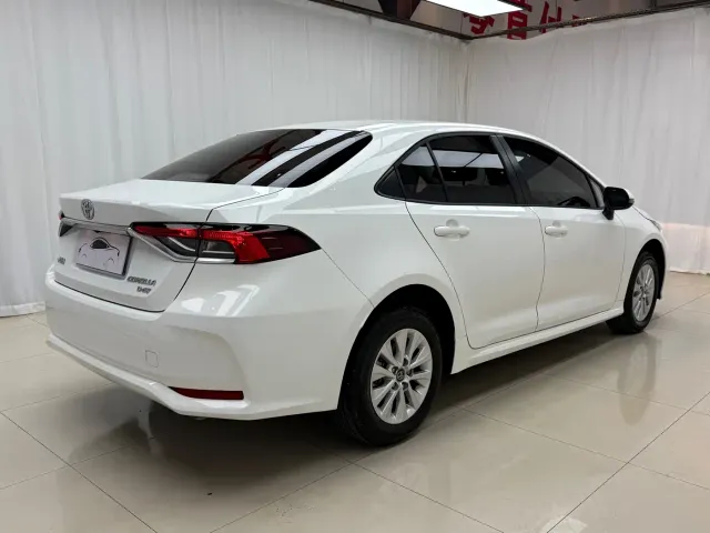 Toyota Corolla — Фото автомобиля 6