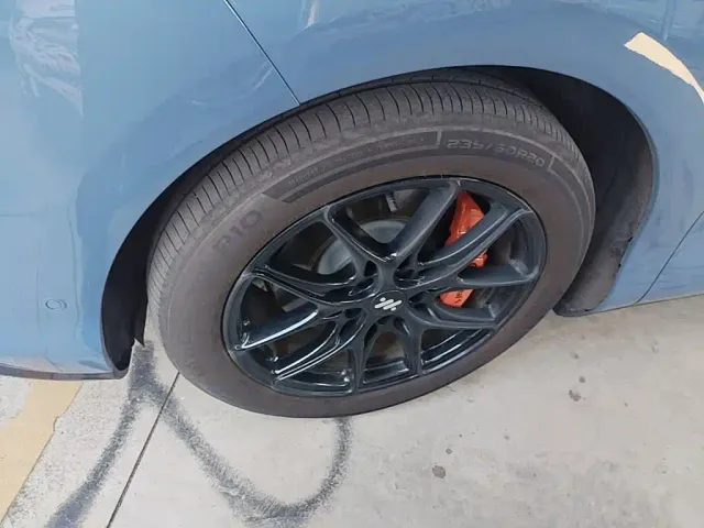 IM Motors LS6 — Фото автомобиля 22