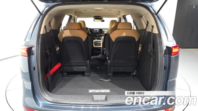 Kia Carnival 4th Gen — Фото автомобиля 20