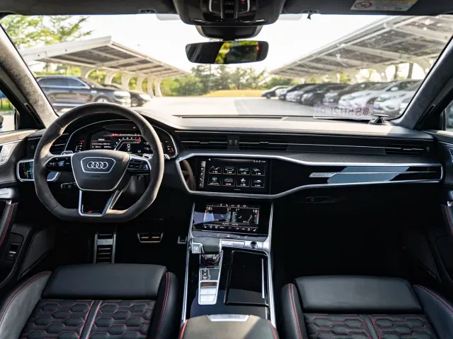 Audi RS 6 — Фото автомобиля 12