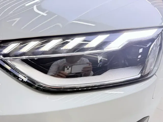 Audi A4L — Фото автомобиля 10