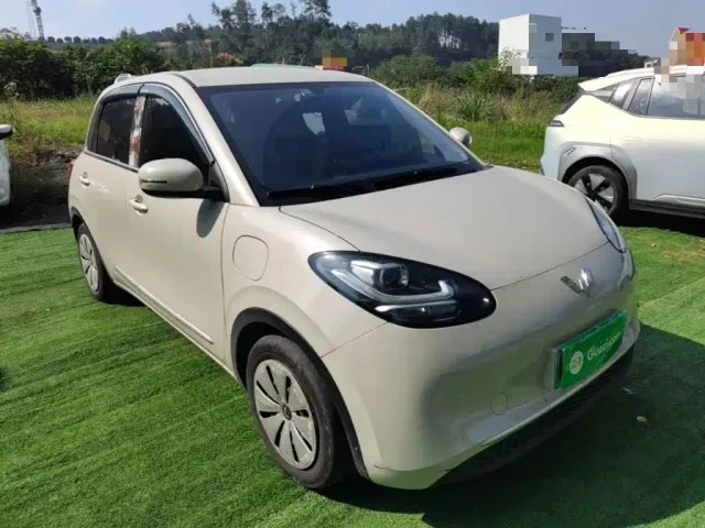 Wuling Bingo — Фото автомобиля 3