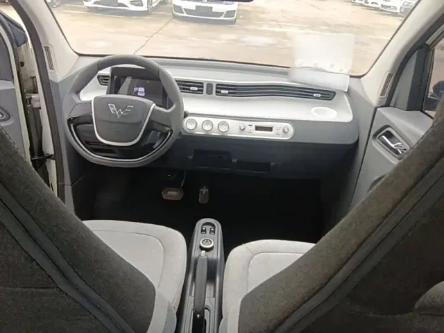 Wuling Hongguang Mini EV — Фото автомобиля 9