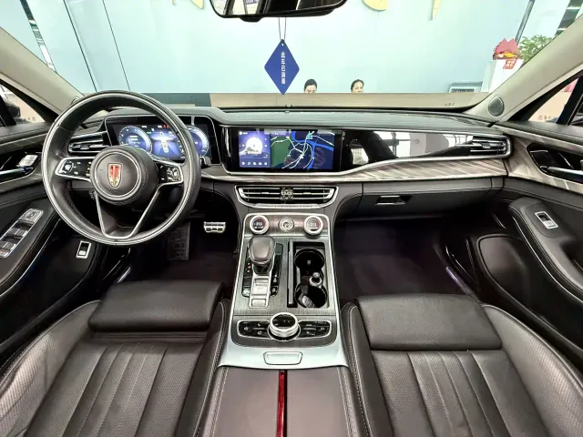 Hongqi H9 — Фото автомобиля 5