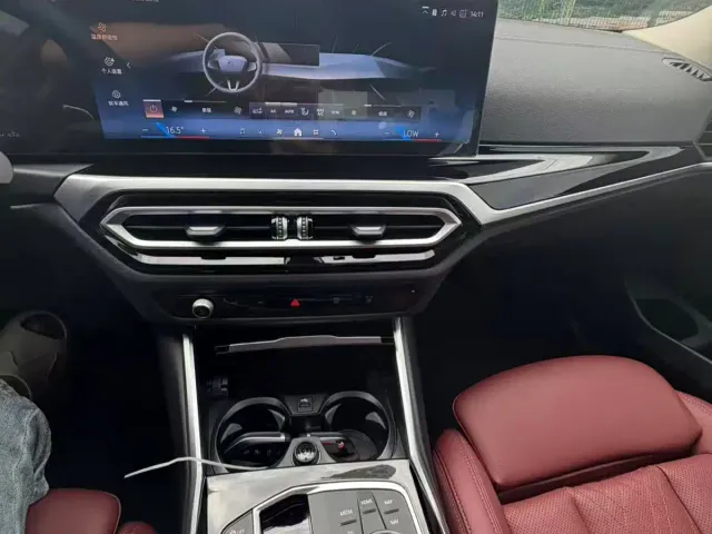 BMW 3 Series — Фото автомобиля 12