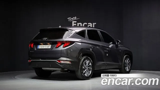 Hyundai Tucson Tucson (NX4) Бензин 1.6 турбо 2WD — Фото автомобиля 2