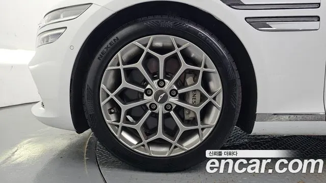 Genesis G80 RG3 — Фото автомобиля 5