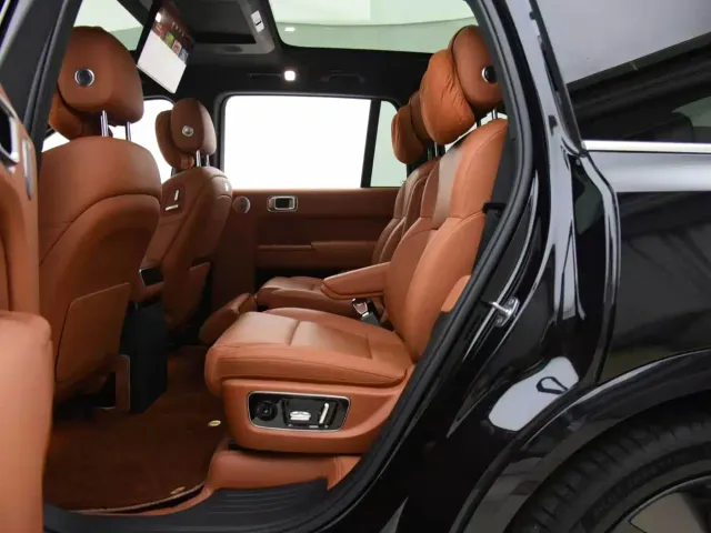 Li Auto L9 — Фото автомобиля 7