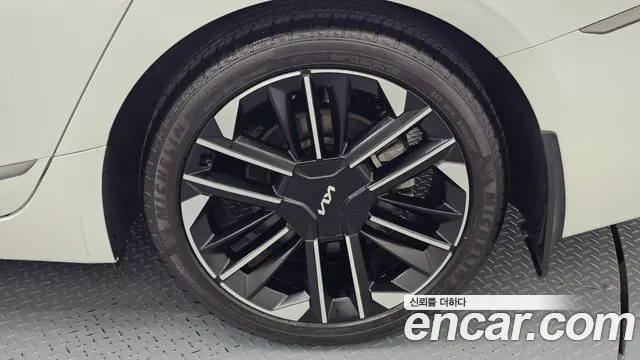 Kia K8 (New) Hybrid — Фото автомобиля 6