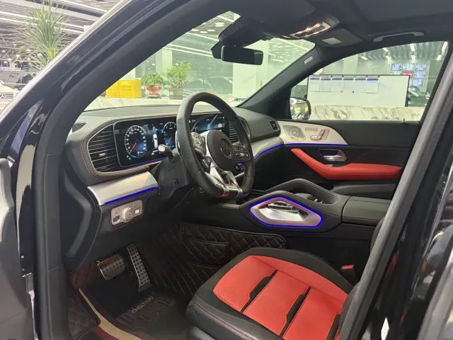 Mercedes-Benz GLE-Class AMG — Фото автомобиля 2