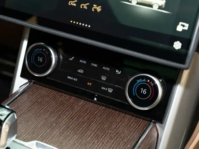 Land Rover Range Rover — Фото автомобиля 14
