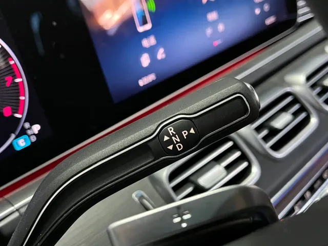 Mercedes-Benz GLE-Class — Фото автомобиля 20