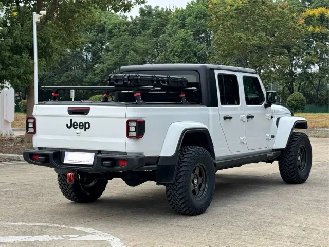 Jeep Gladiator — Фото автомобиля 12