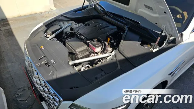 Genesis G80 Бензин 2.5 турбо AWD — Фото автомобиля 6