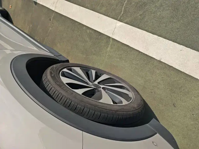 BYD Song PLUS — Фото автомобиля 22