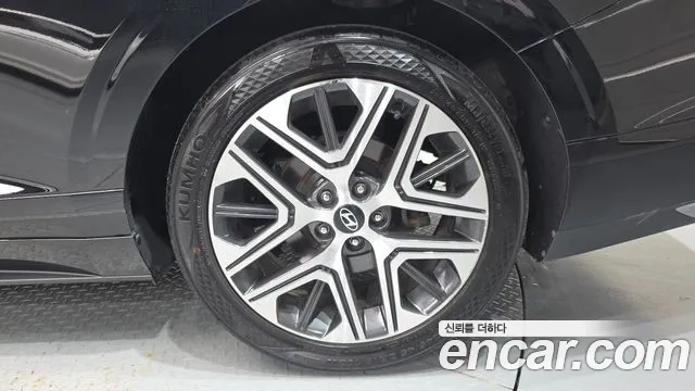 Hyundai Grandeur GN7 — Фото автомобиля 6
