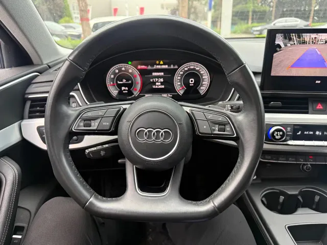 Audi A4L — Фото автомобиля 7
