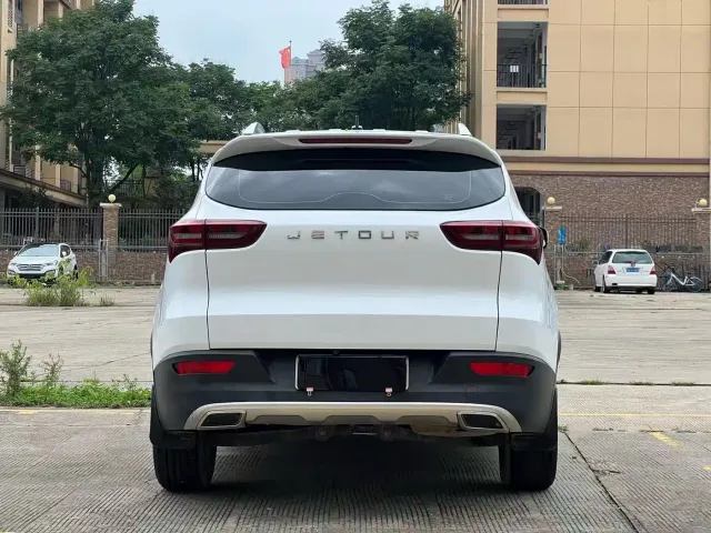 Jetour X70M — Фото автомобиля 4