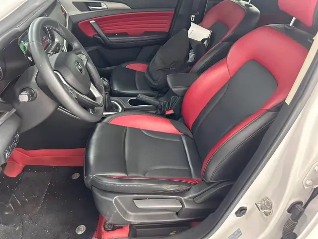 Changan CS35 Plus — Фото автомобиля 8