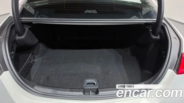 Mercedes-Benz C-Class — Фото автомобиля 15