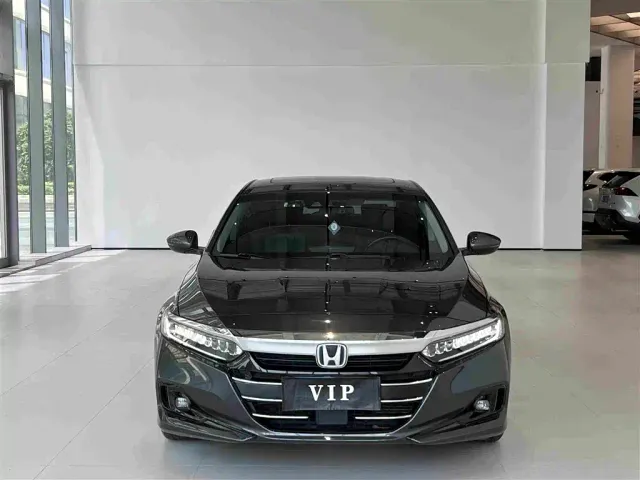 Honda Accord — Фото автомобиля 2