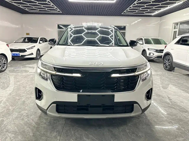 Kia Seltos — Фото автомобиля 2