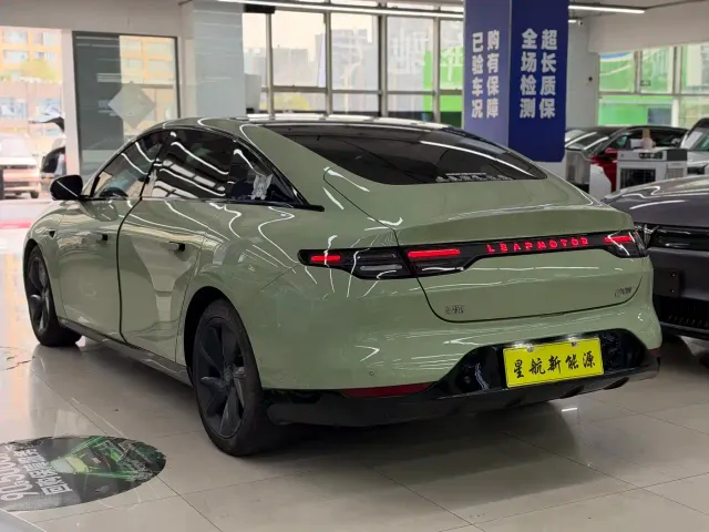 Leapmotor C01 — Фото автомобиля 6