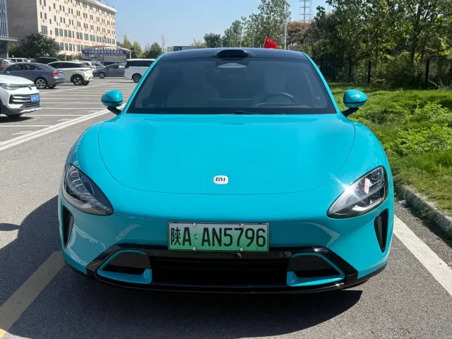 Xiaomi SU7 — Фото автомобиля 2