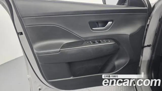 Hyundai Kona SX2 — Фото автомобиля 13