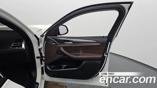 BMW X4 G02 — Фото автомобиля 12