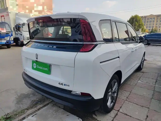 Bestune NAT — Фото автомобиля 6