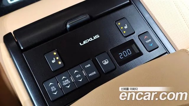 Lexus ES Generation 7 — Фото автомобиля 27
