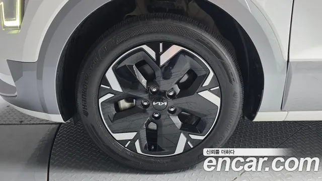 Kia Niro Niro (New) — Фото автомобиля 5