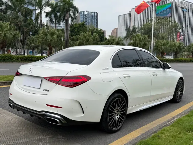 Mercedes-Benz C-Class — Фото автомобиля 4
