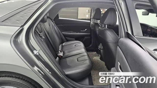 Hyundai Avante CN7 — Фото автомобиля 15