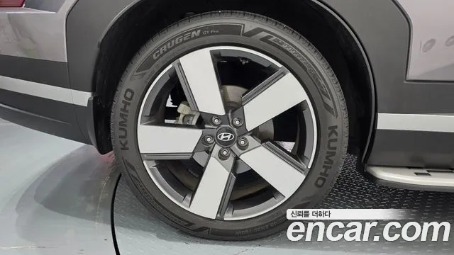 Hyundai Santa Fe MX5 — Фото автомобиля 5