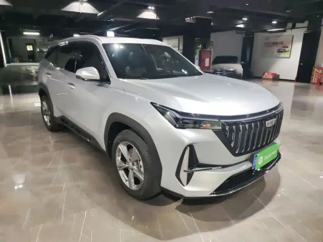 Geely Boyue L — Фото автомобиля 22