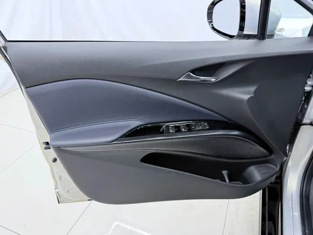 Buick Velite 6 — Фото автомобиля 17