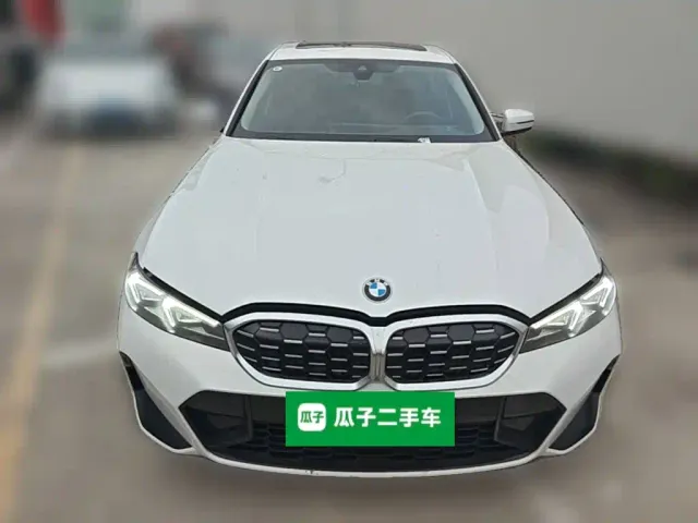 BMW 3 Series — Фото автомобиля 4