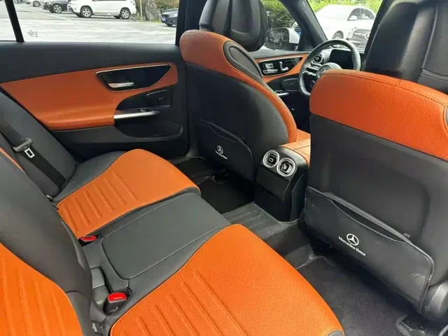 Mercedes-Benz C-Class — Фото автомобиля 17