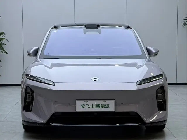 Nio ET5 — Фото автомобиля 2