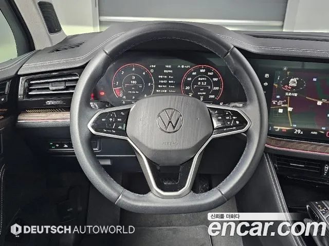 Volkswagen Touareg Touareg 3 поколение 3.0 TDI Prestige — Фото автомобиля 13