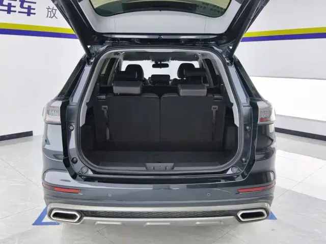 Chery Tiggo 8 — Фото автомобиля 4
