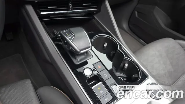 Volkswagen Touareg Touareg 3 поколение 3.0 TDI Prestige — Фото автомобиля 9
