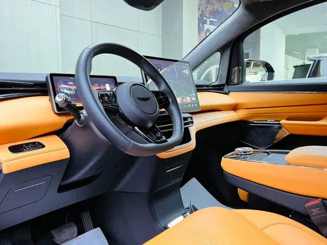Geely Yizhen L380 — Фото автомобиля 8