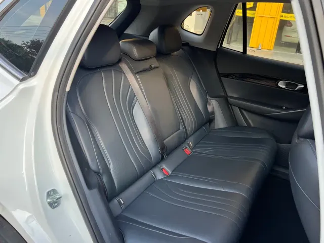 Geely Galaxy E5 — Фото автомобиля 10