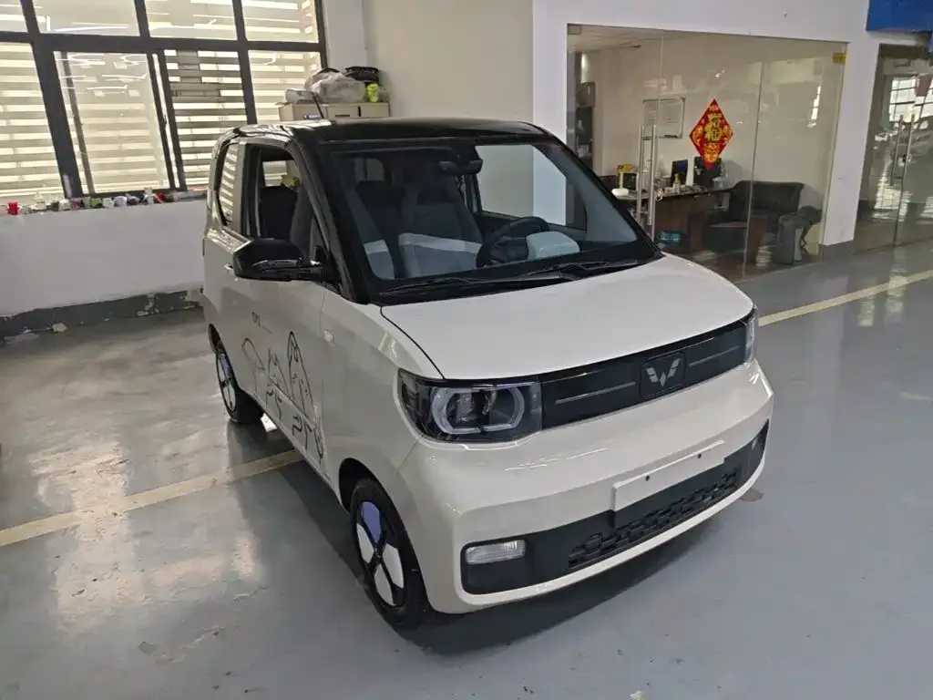 Wuling Motors Hongguang MINIEV 2022 Macaron Premium LFP — Фото автомобиля 3