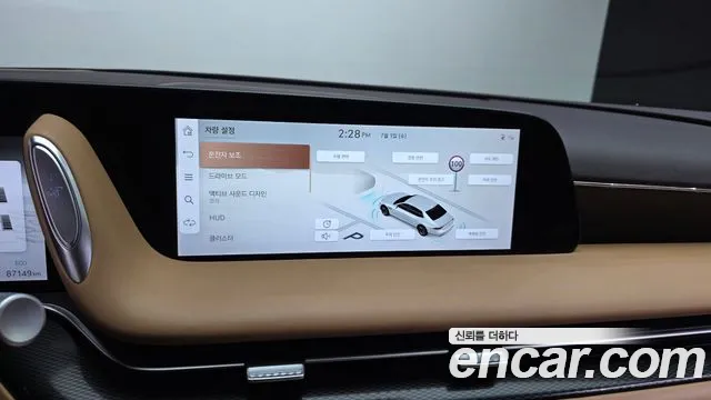 Genesis G90 Бензин 3.5 турбо AWD — Фото автомобиля 16